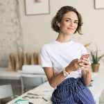 Личный бренд дизайнера против AI: как позиционировать себя как «человека-творца» в эпоху генеративного дизайна